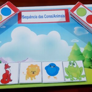 Jogo Sequência Cores e Animais Fofos