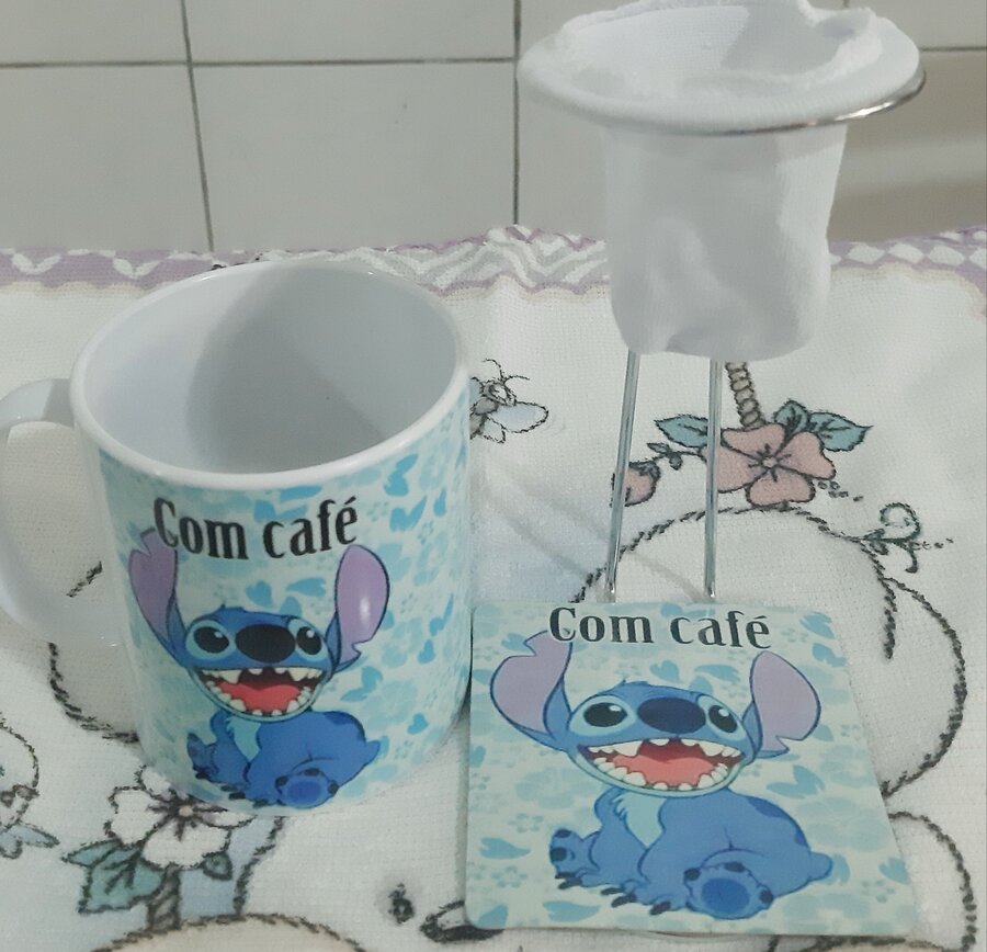 Caneca + mini coador personalizados 