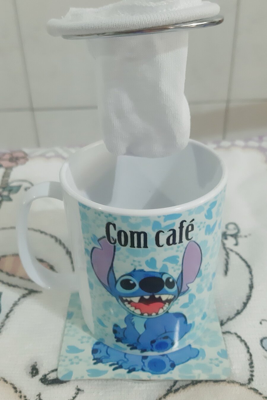 Caneca + mini coador personalizados 