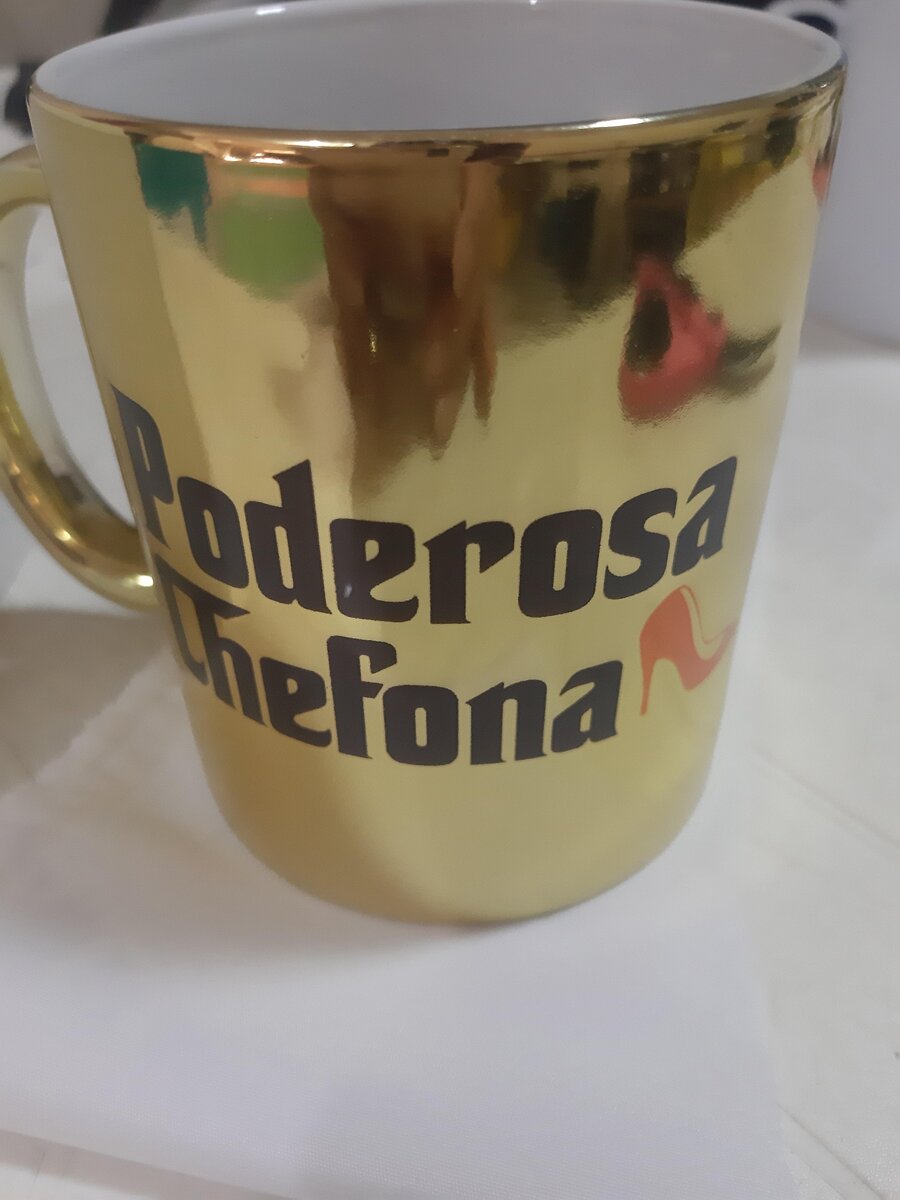 Caneca cromada personalizada 